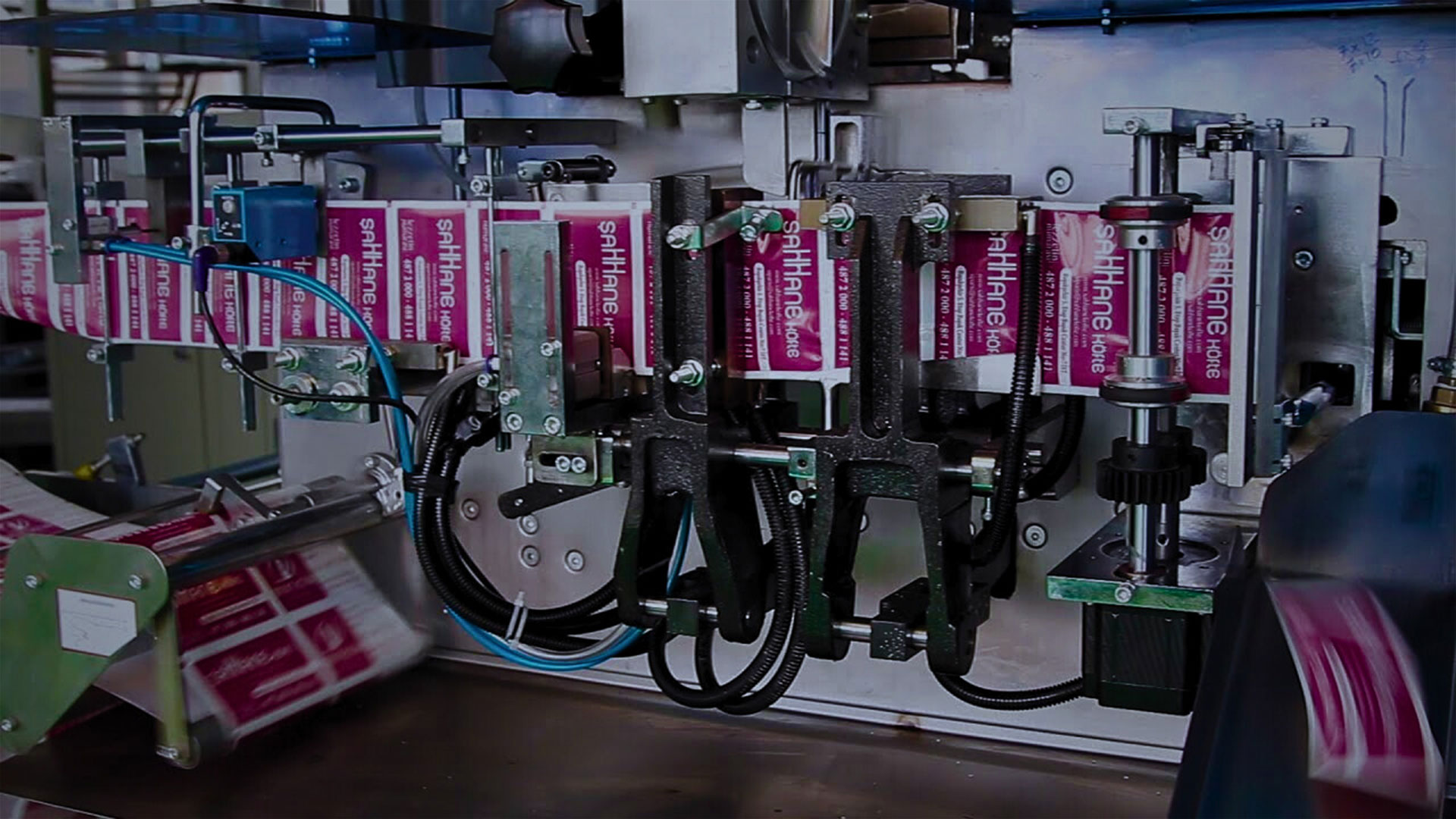 Kaft Mendil Üretimi & Toptan Ambalaj ve Paketleme Çözümleri